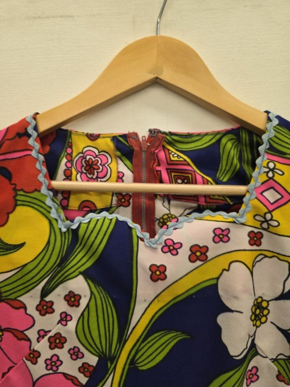 Vintage Flower multicolor Mini Dress Gogo Girl Halloween Size Small Handmade - Picture 4 of 14
